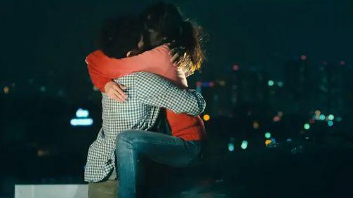 国产夫妻生活,温馨写实，展现家庭情感画卷  第2张